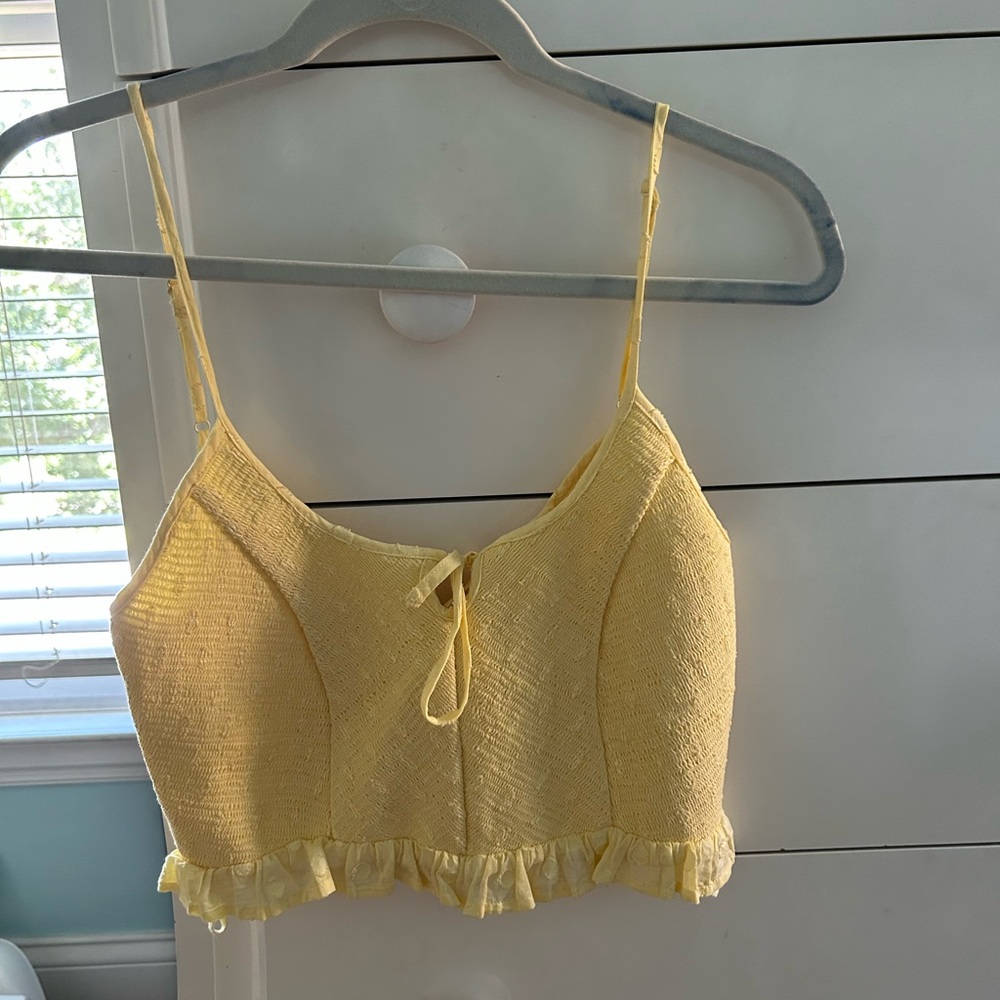 Urban Outfitters Yellow crop tank- size M